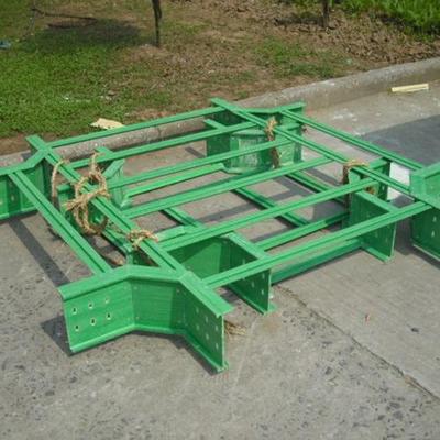河北鼎天廠家供應(yīng)玻璃鋼橋架 電纜橋架復(fù)合環(huán)氧樹脂橋架型號(hào)多種歡迎來電咨詢